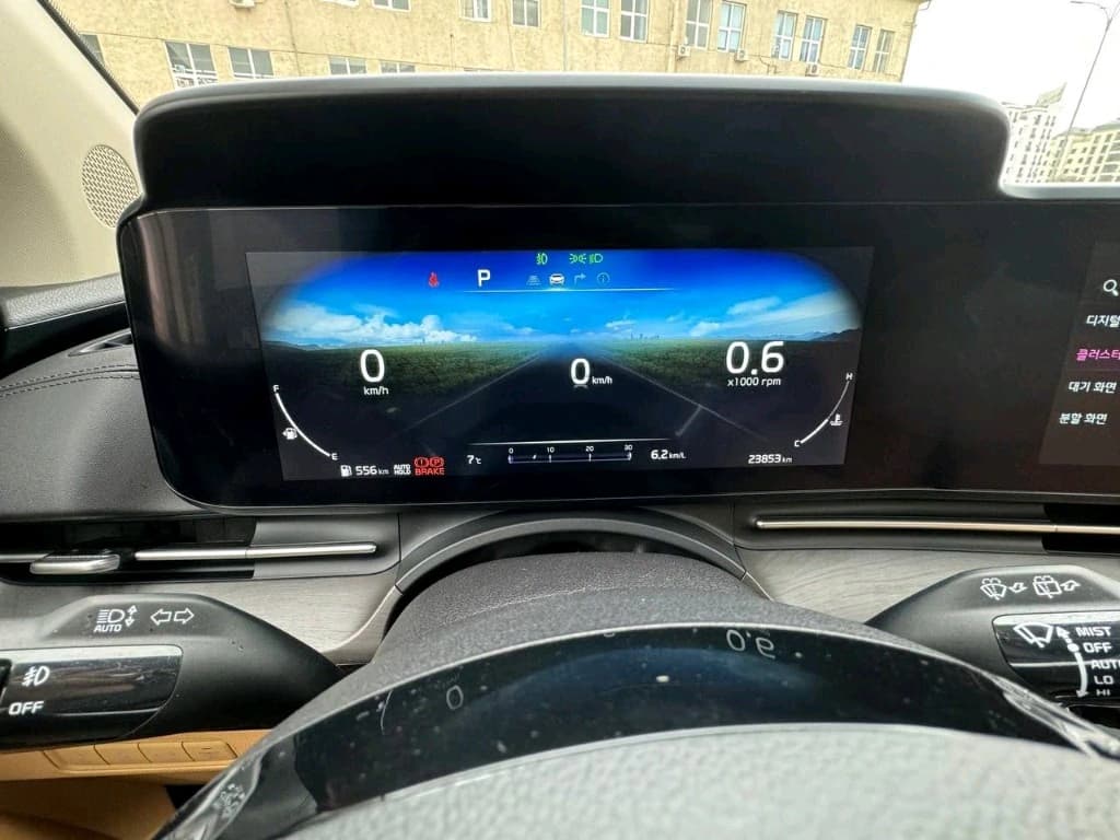 Kia Carnival 2023 — 10