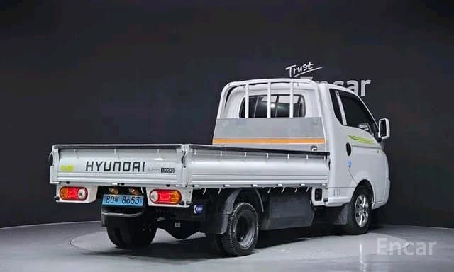 Hyundai Porter 2023 — 2
