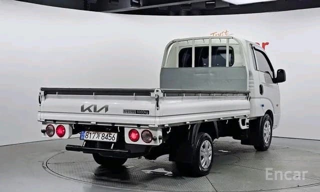 Kia Bongo 2025 — 2