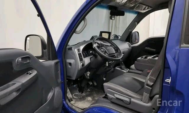 Kia Bongo 2023 — 7
