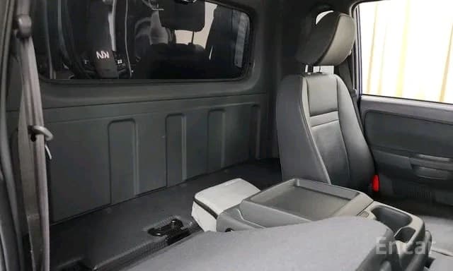 Kia Bongo 2023 — 10
