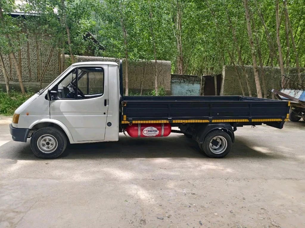 Ford Transit 1985 — 1