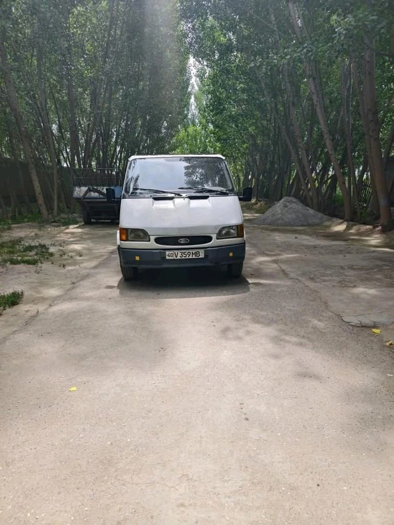 Ford Transit 1985 — 4
