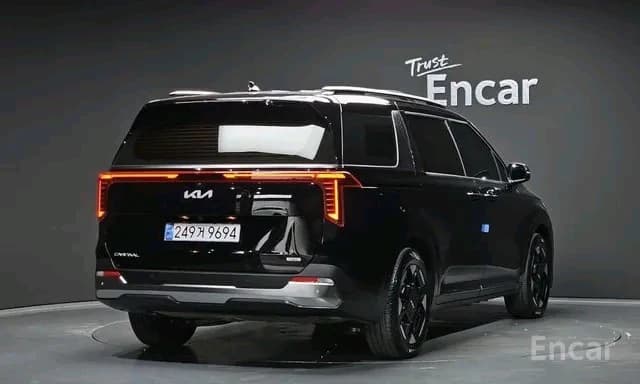 Kia Carnival 2024 — 2