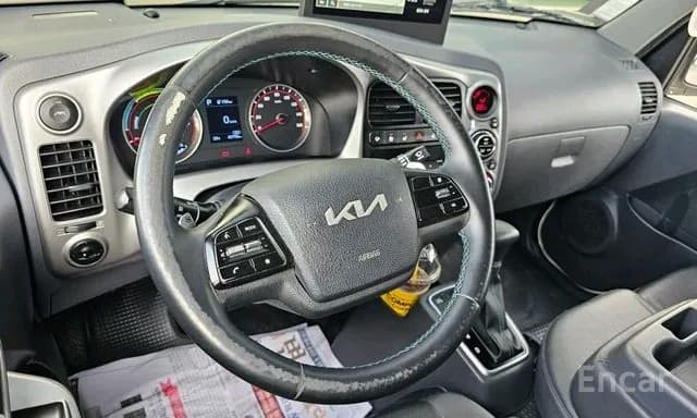 Kia Bongo 2023 — 7