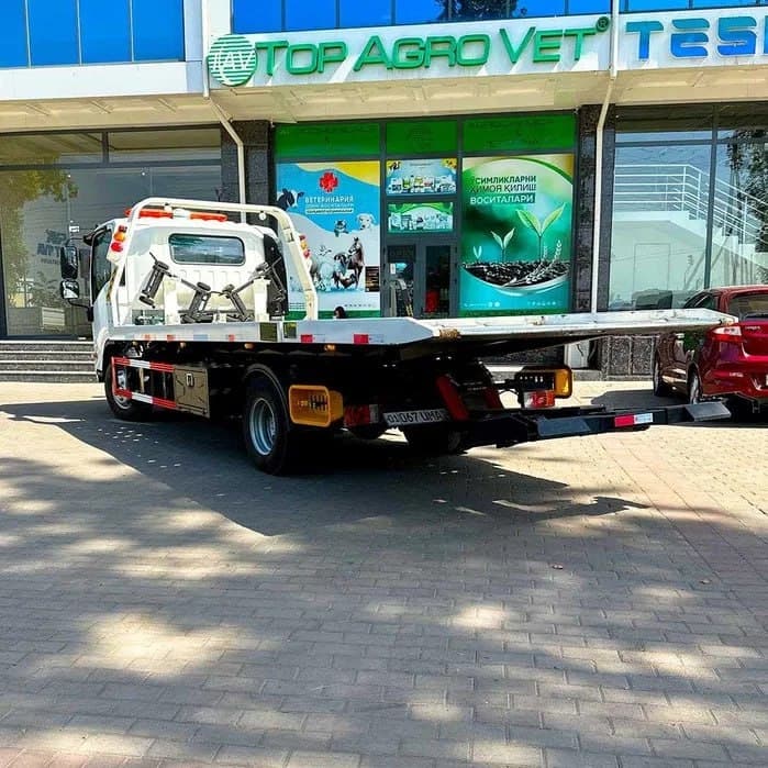 Isuzu T30 Explorer 2025 — 2