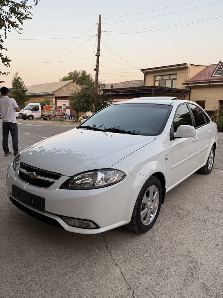 Chevrolet Lacetti 2022 — 1