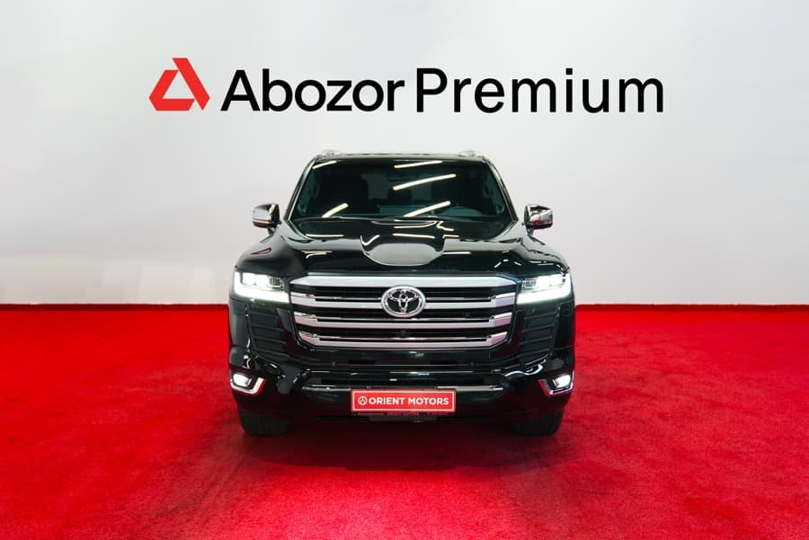 Toyota Land Cruiser 300 2023 — 1