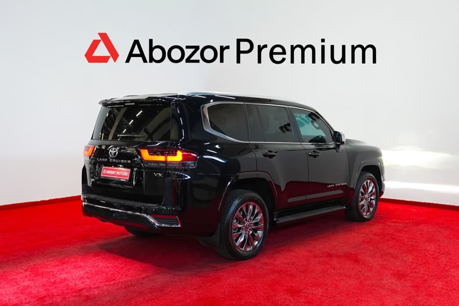 Toyota Land Cruiser 300 2023 — 4