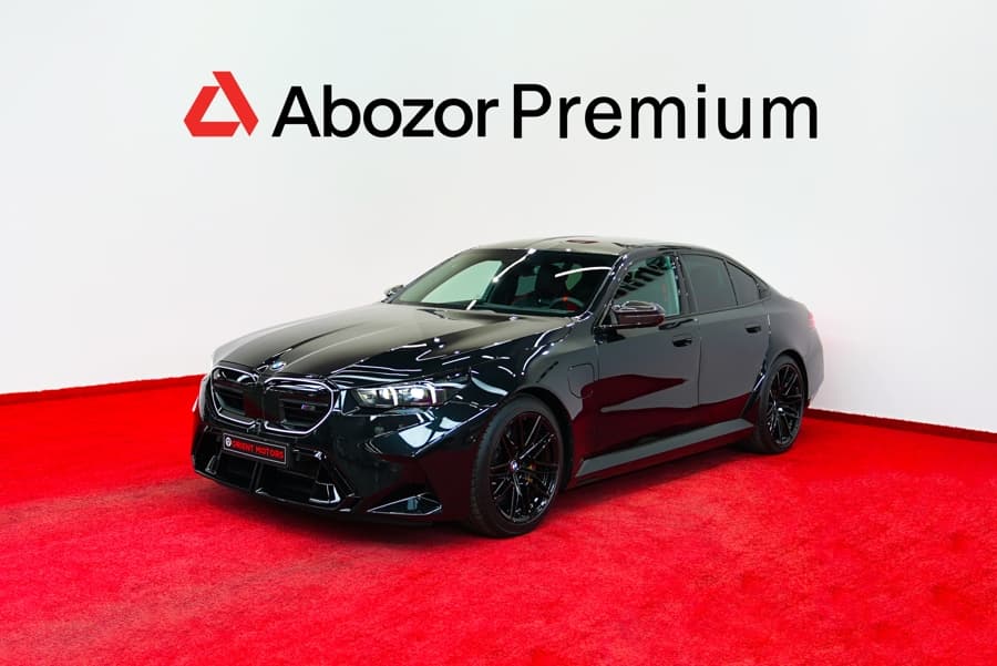 BMW M5 G90 2025 — 5