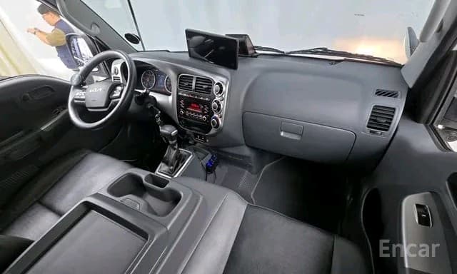 Kia Bongo 2024 — 10