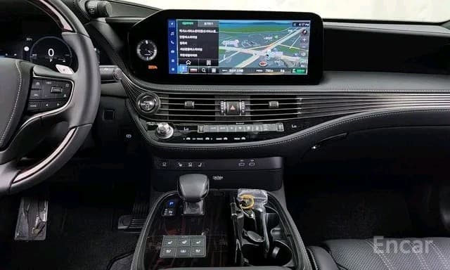 Lexus LS 2025 — 8