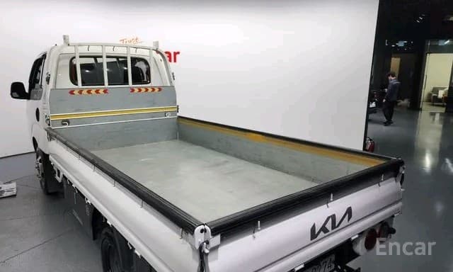 Kia Bongo 2024 — 7