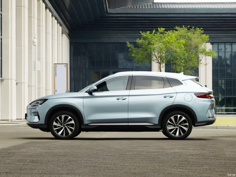 BYD Song Plus EV 2025 — 3