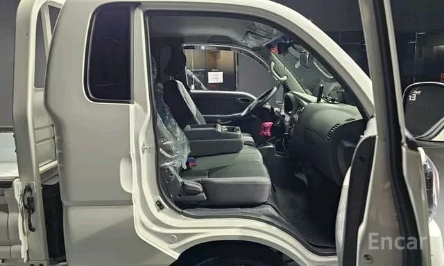 Kia Bongo 2025 — 9
