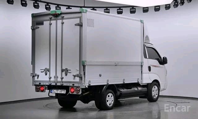 Kia Bongo 2022 — 2