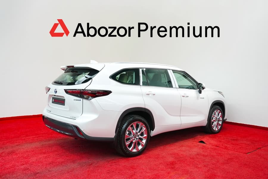 Toyota Highlander 2024 — 4