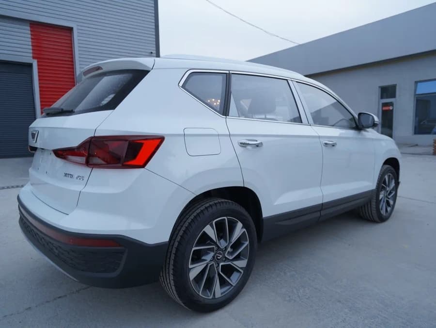 Volkswagen Jetta 2023 — 5