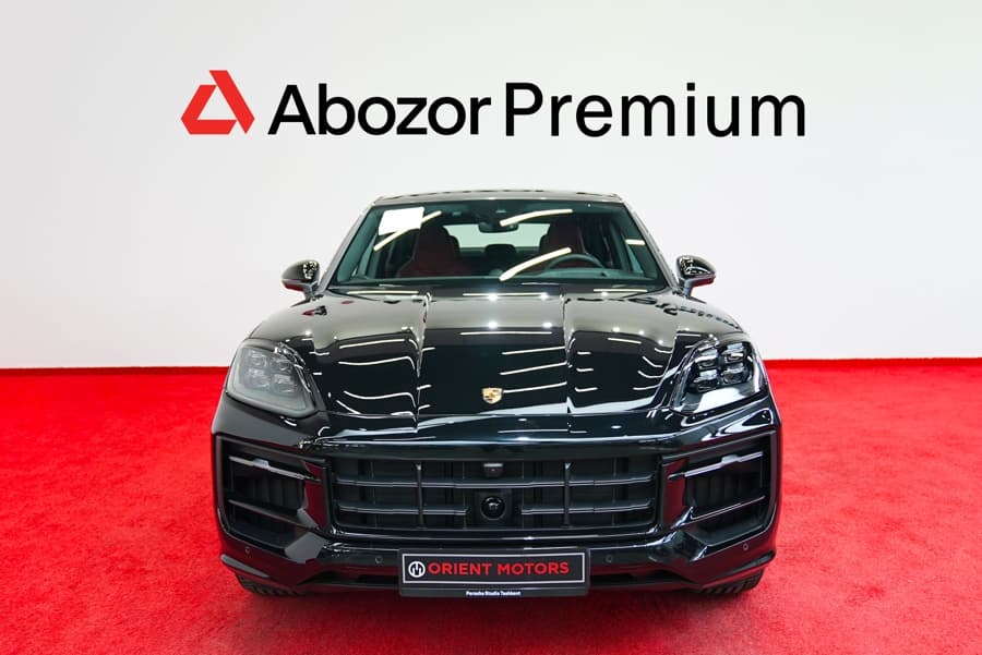 Porsche Cayenne 2025 — 1