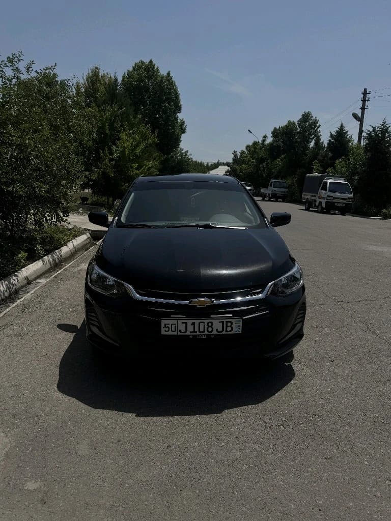 Chevrolet Onix 2023 — 3