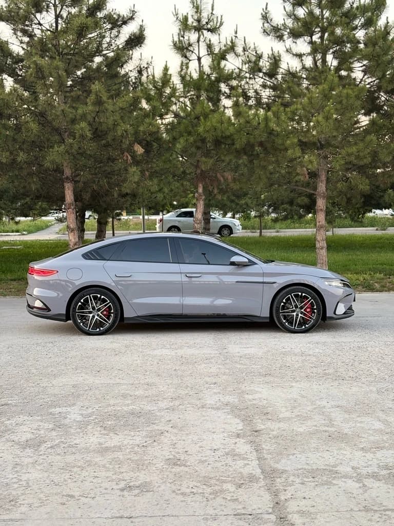 BYD Han 2024 — 2