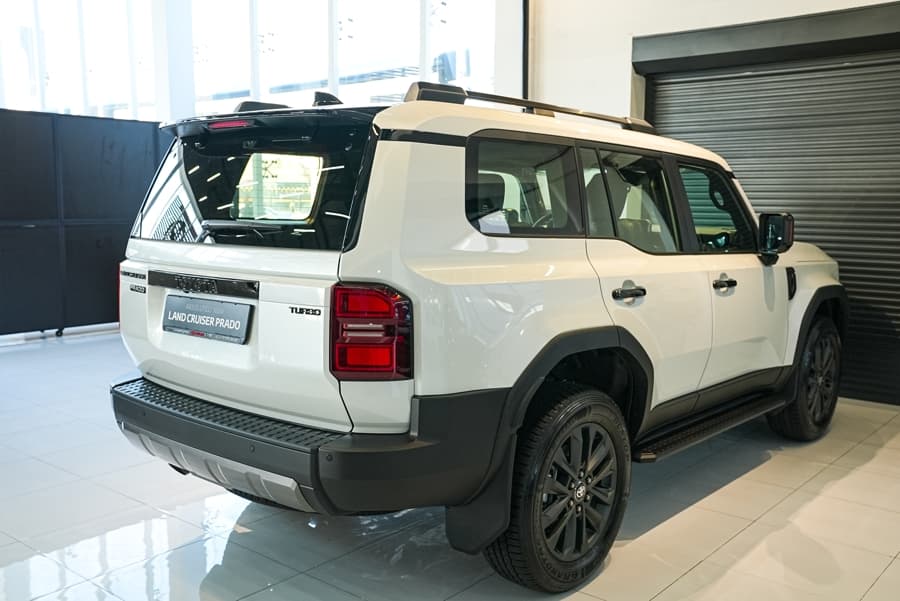 Toyota Land Cruiser Prado 2025 — 3