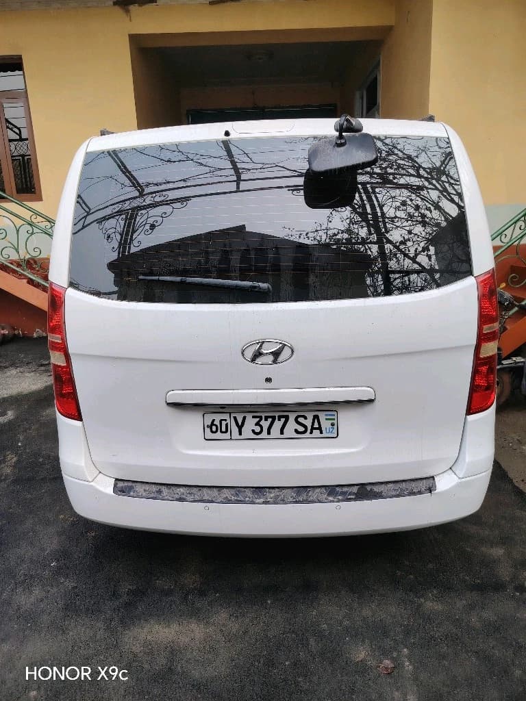 Hyundai Grand Starex 2012 — 1