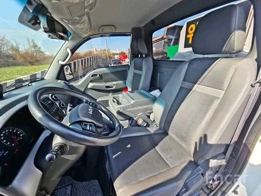 Kia Bongo 2024 — 7