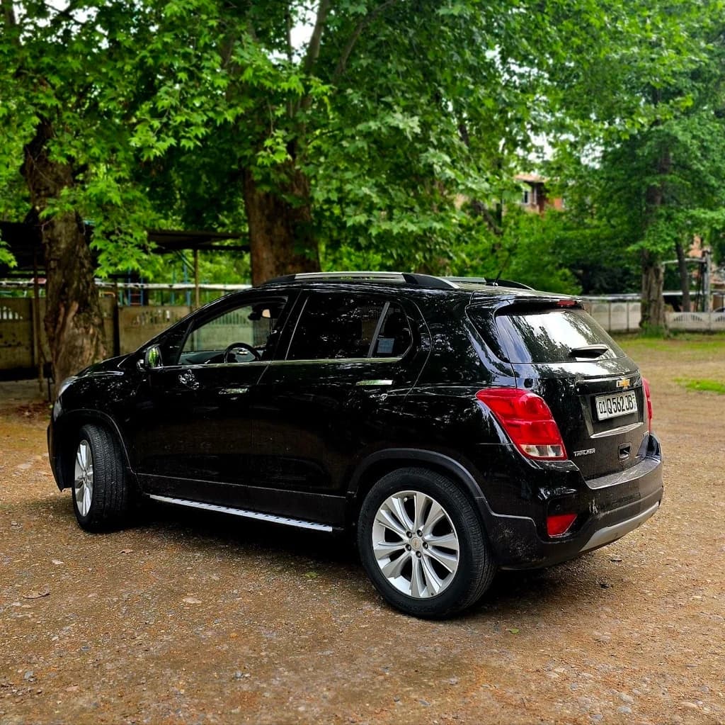 Chevrolet Tracker 2020 — 3