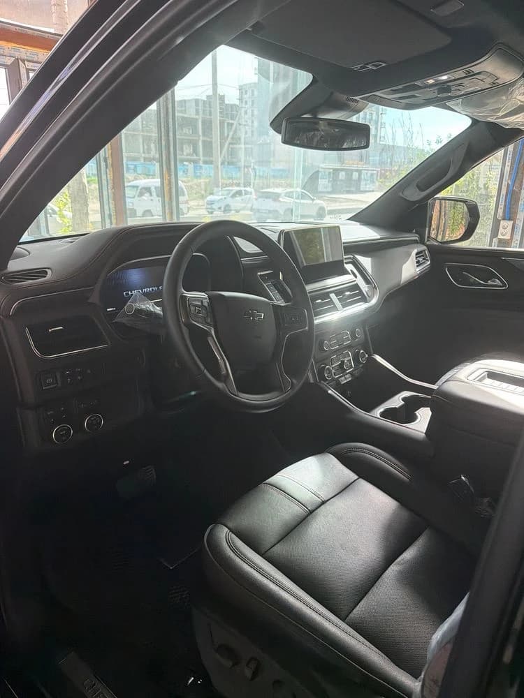 Chevrolet Tahoe 2024 — 3
