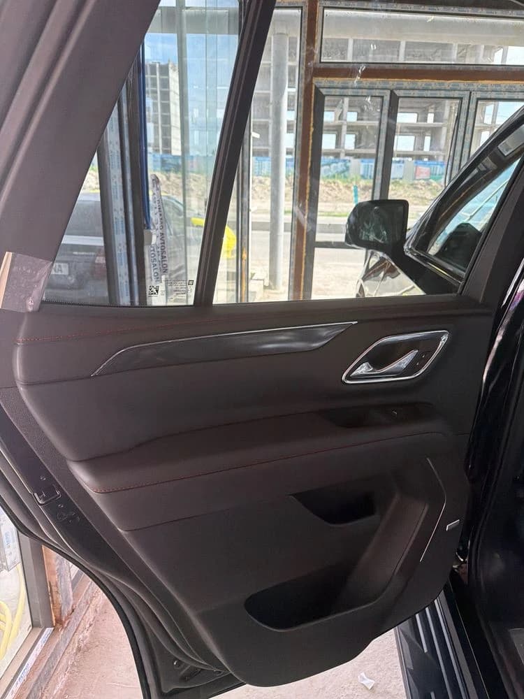 Chevrolet Tahoe 2024 — 8