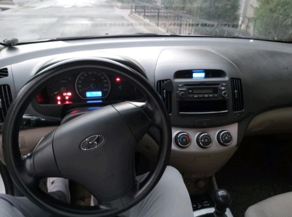 Hyundai Avante 2008 — 4