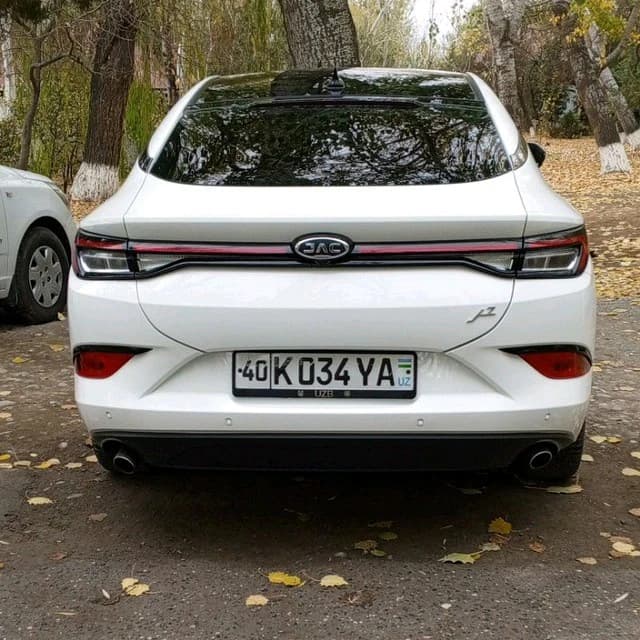 JAC J7 2021 — 7