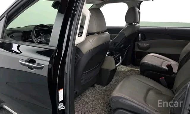 Kia Carnival 2024 — 8