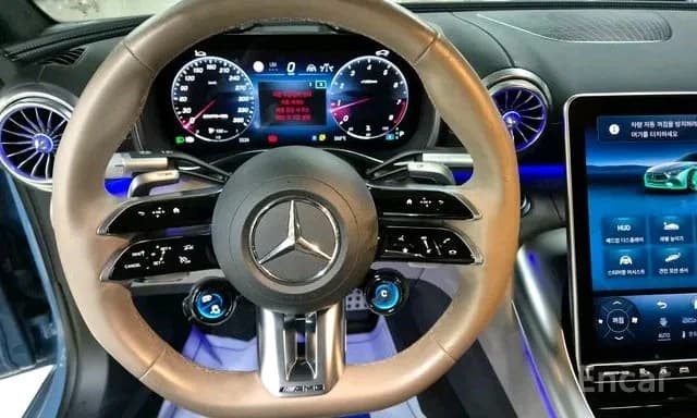 Mercedes-Benz SL-Класс AMG 2024 — 9