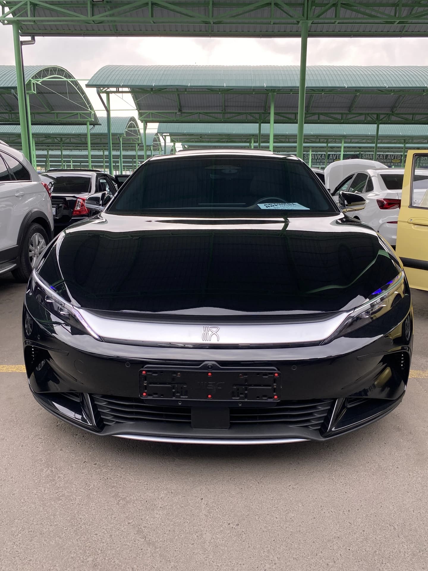 BYD Han 2025 — 1