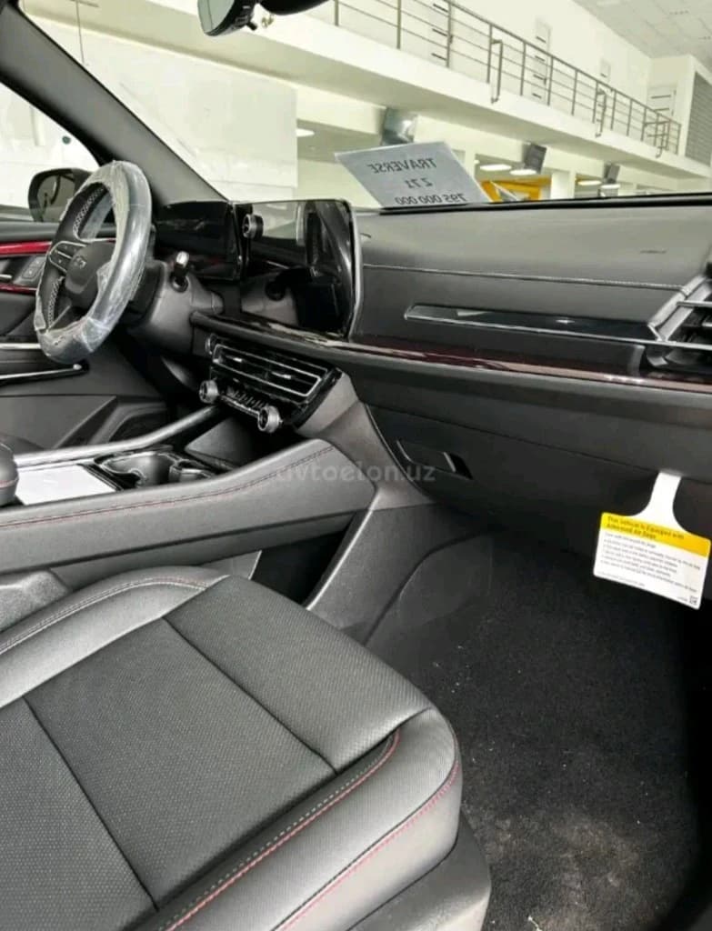 Chevrolet Traverse 2026 — 7