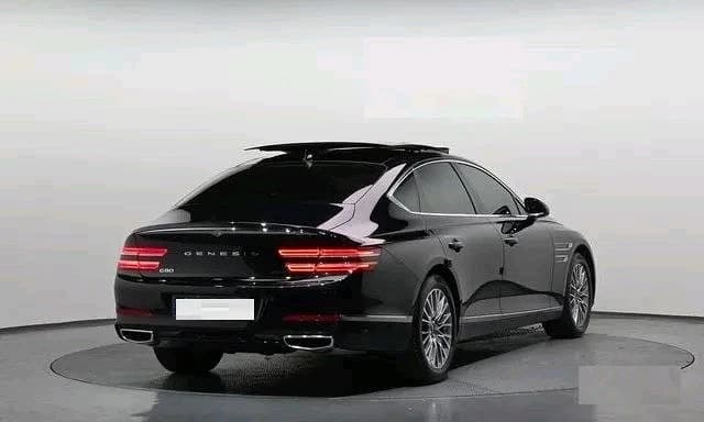 Genesis G80 2025 — 2