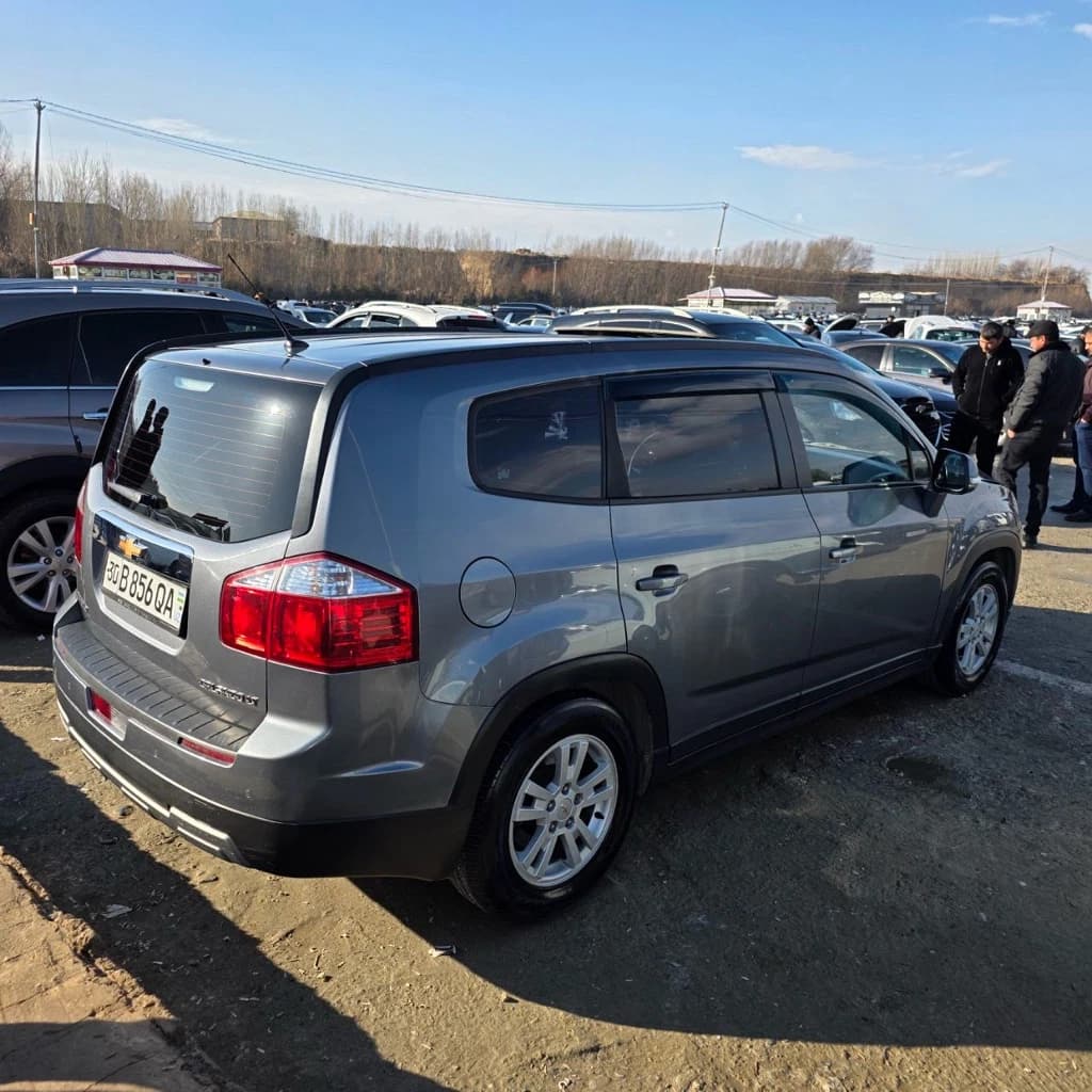 Chevrolet Orlando 2015 — 3