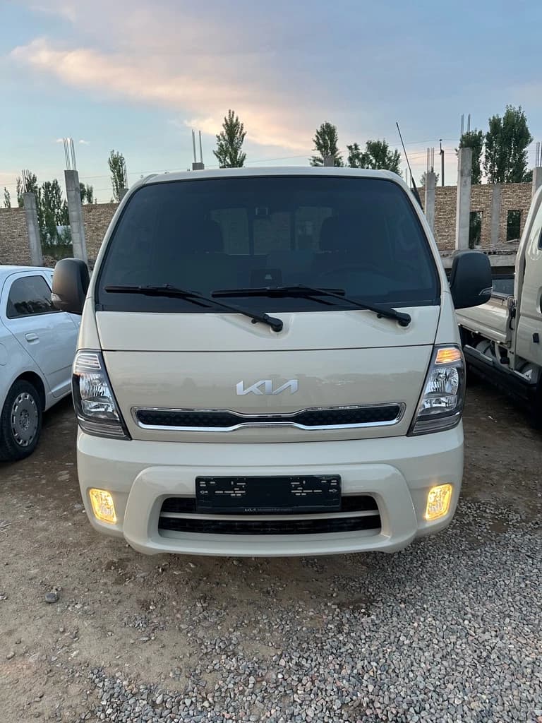 Kia Bongo 2022 — 10