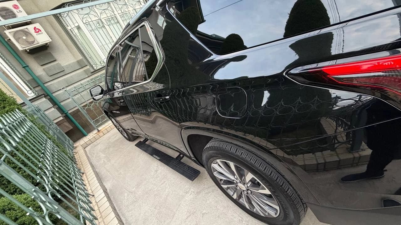 Chevrolet Traverse 2023 — 2