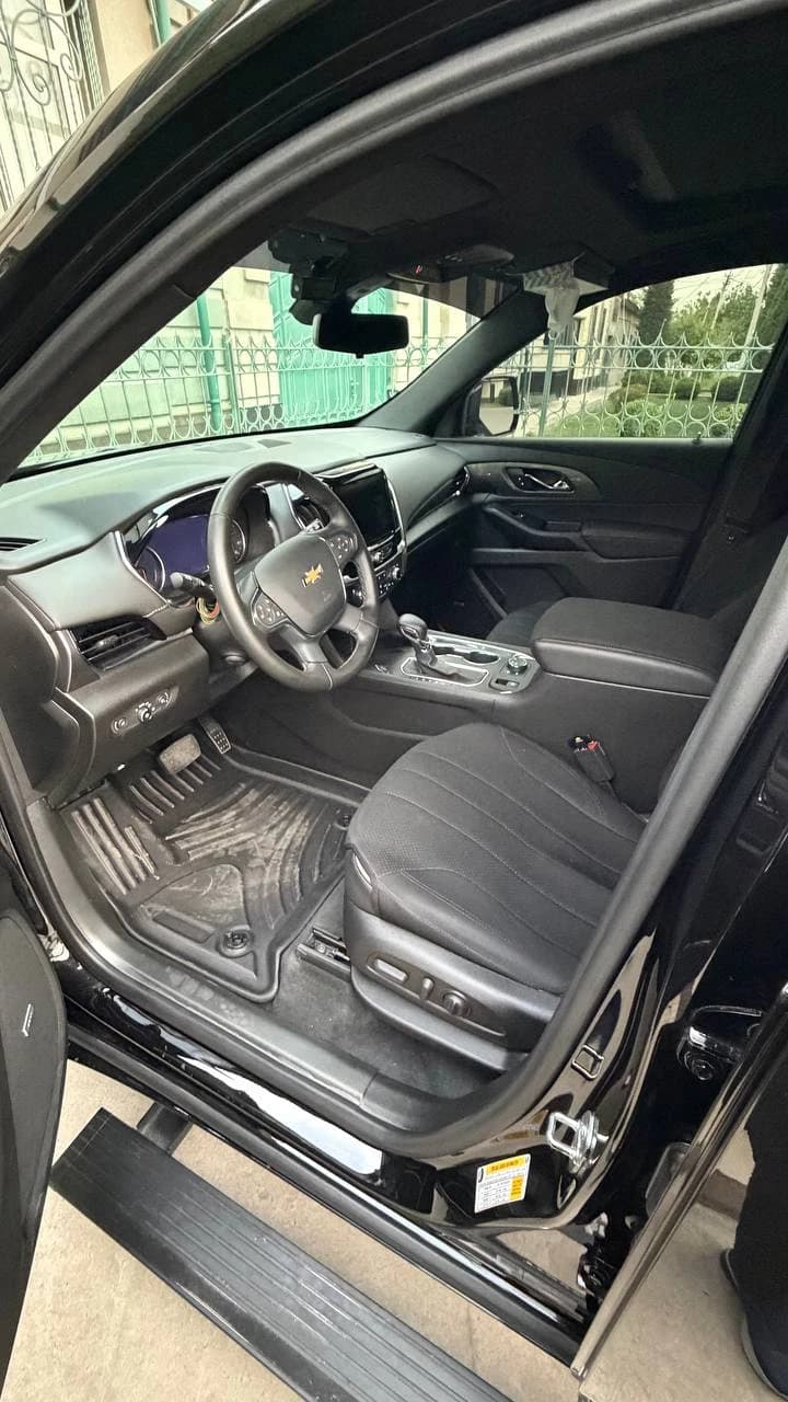 Chevrolet Traverse 2023 — 4