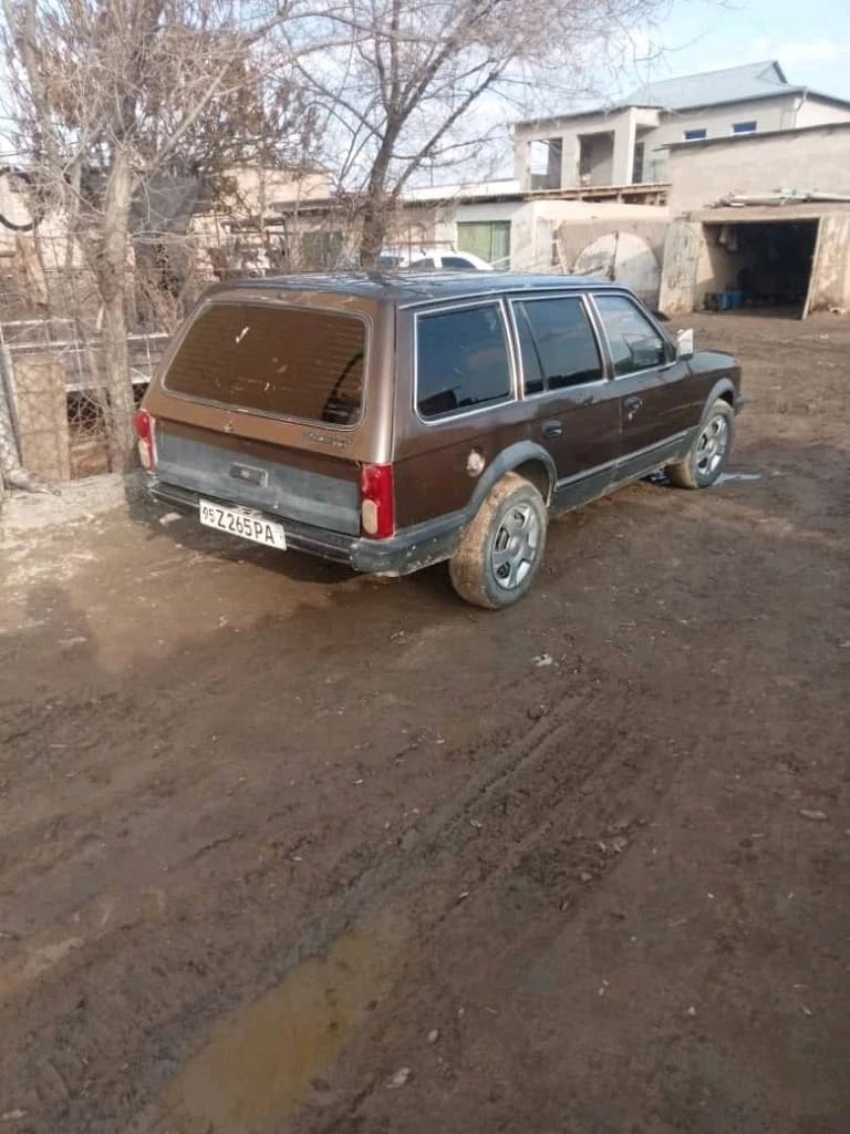 Opel Kadett 1989 — 1