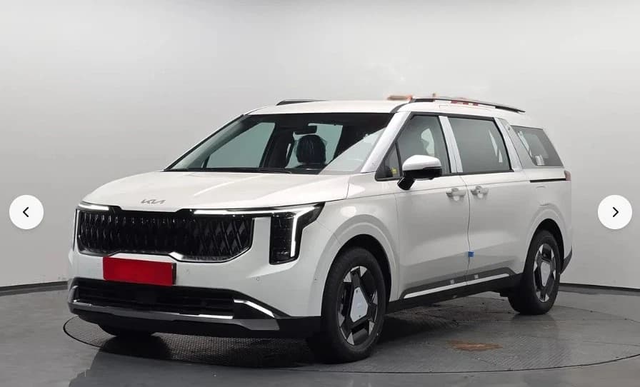 Kia Carnival 2025 — 1
