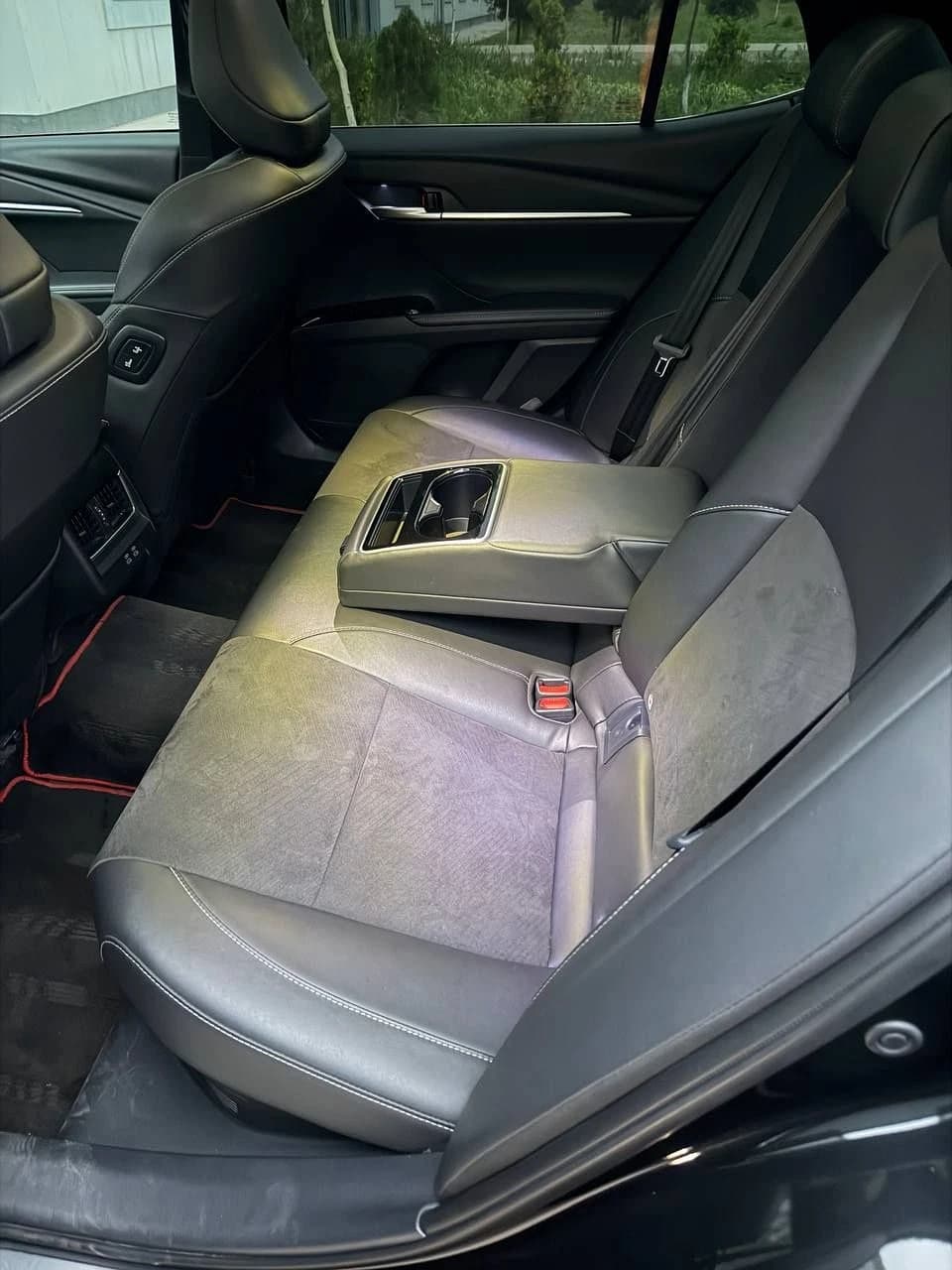 Toyota Camry Solara 2024 — 5
