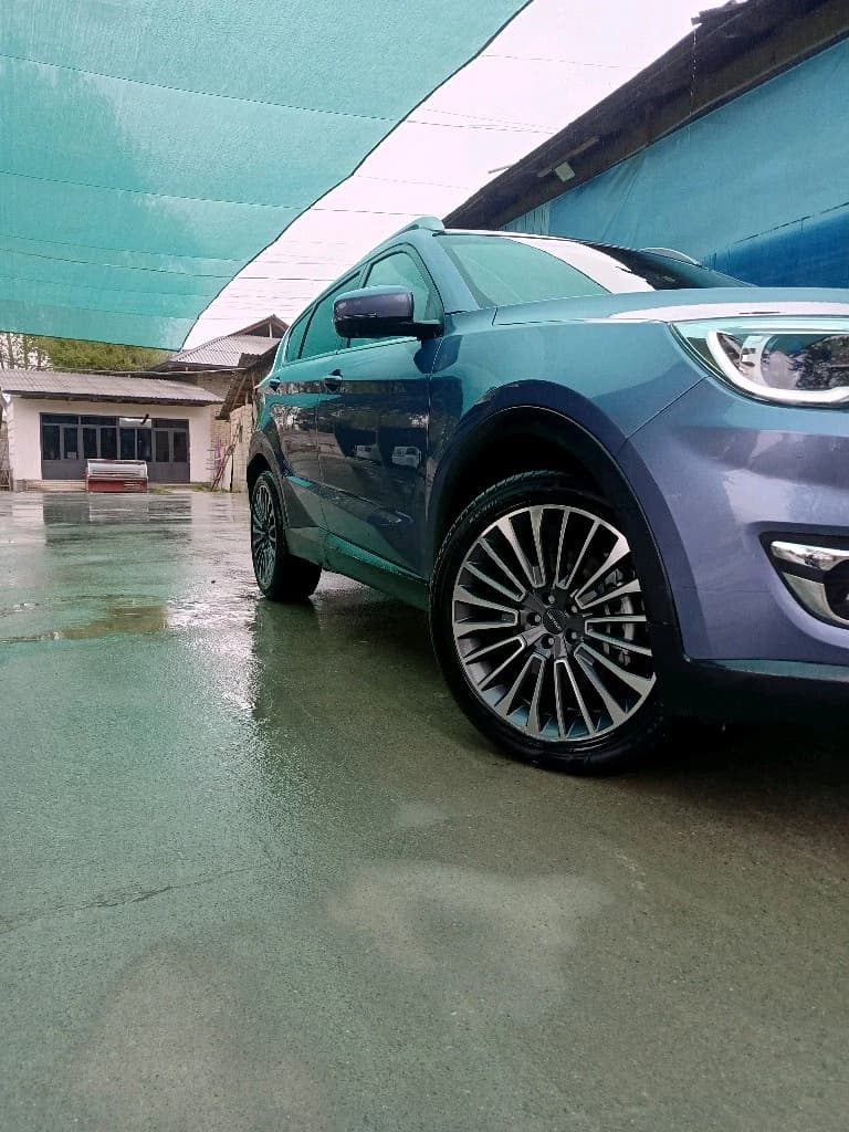 Jetour X70 2023 — 2