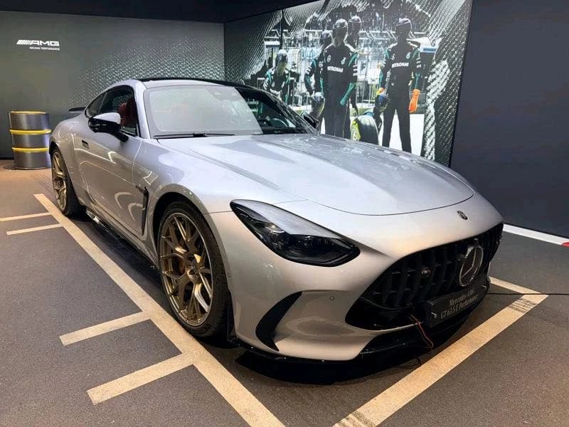 Mercedes-Benz AMG GT 2026 — 1