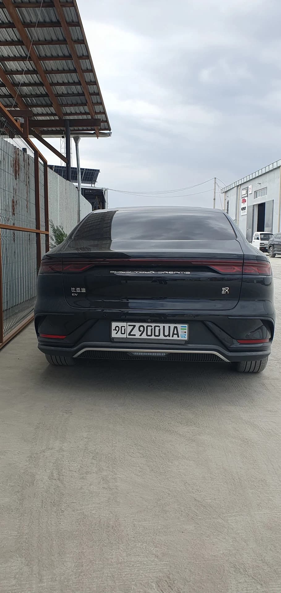 BYD Han 2023 — 3