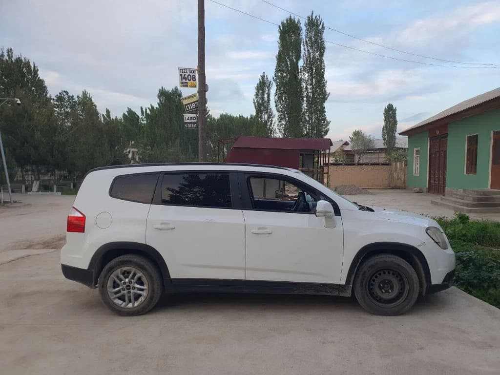Chevrolet Orlando 2014 — 2