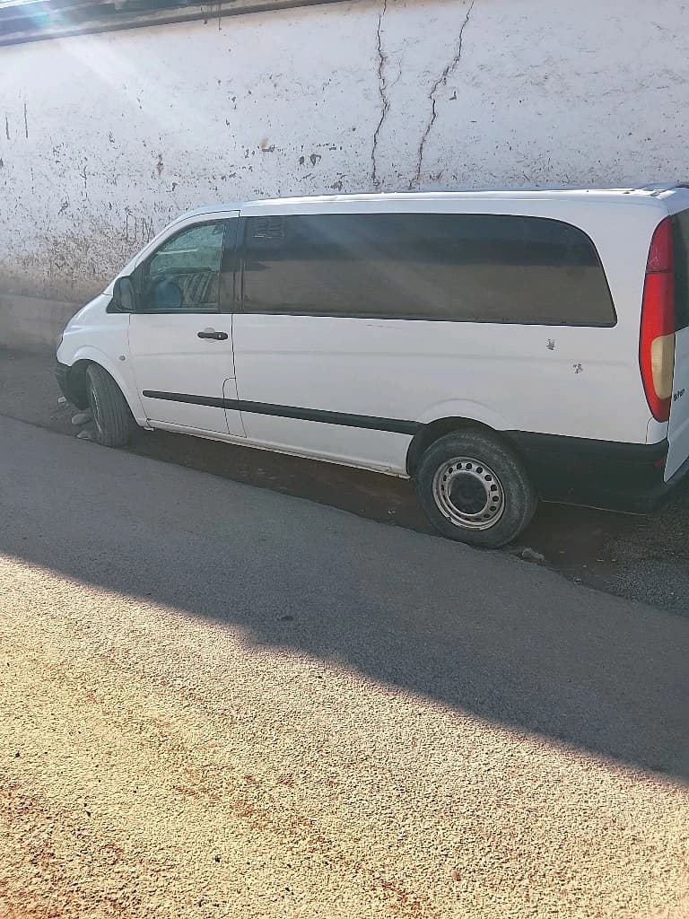 Mercedes-Benz Vito 2004 — 1